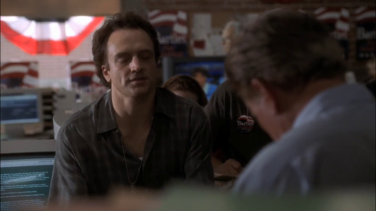 vlcsnap-2012-12-26-23h06m14s0.png