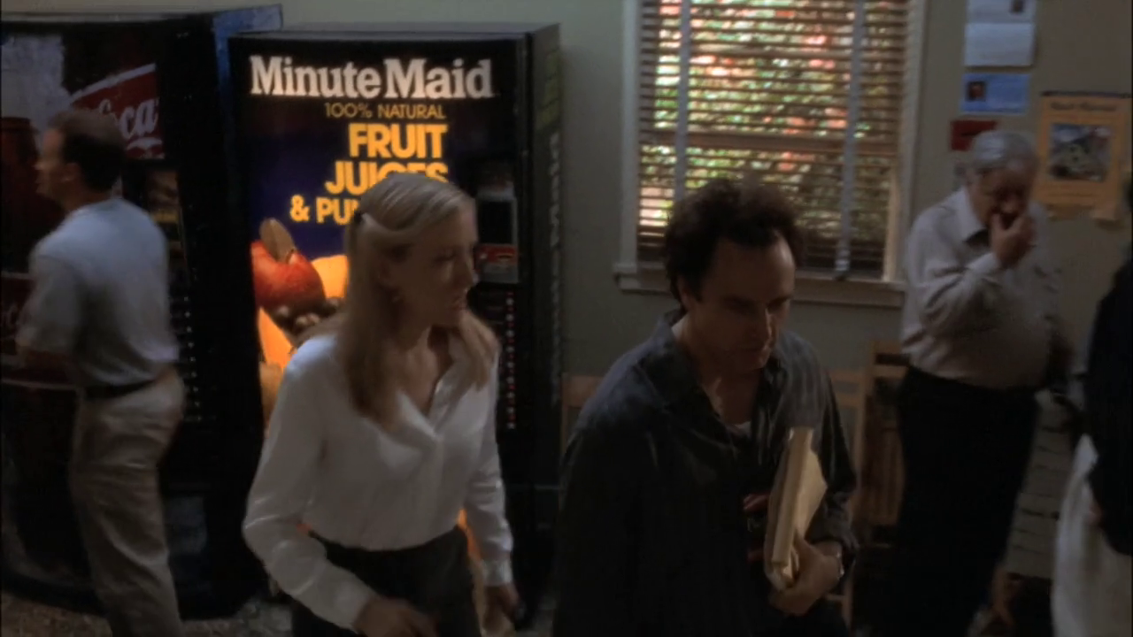 vlcsnap-2012-12-26-23h08m54s58.png