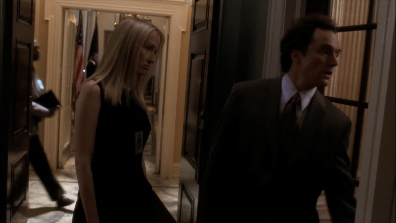 vlcsnap-2012-12-27-14h32m01s200.png