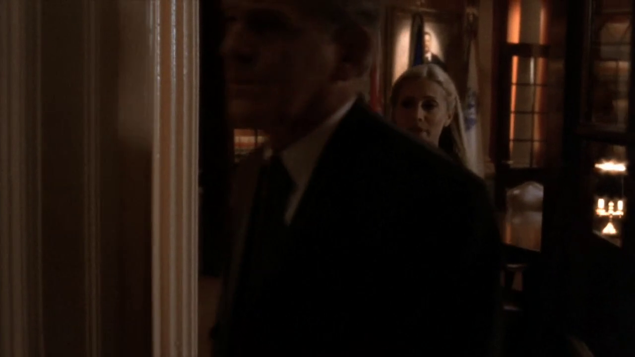 vlcsnap-2012-12-27-15h11m01s52.png