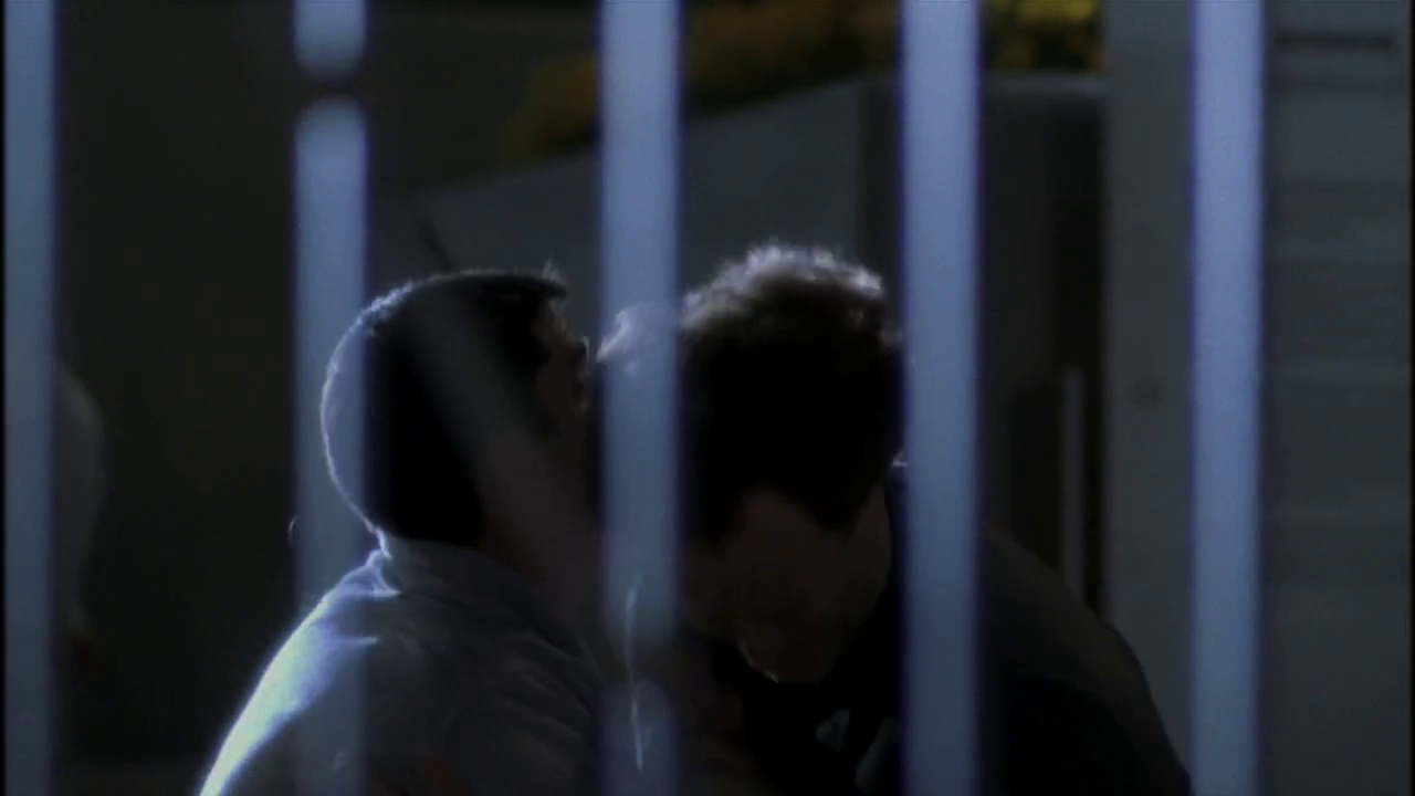 vlcsnap-2012-12-27-21h54m09s11.png