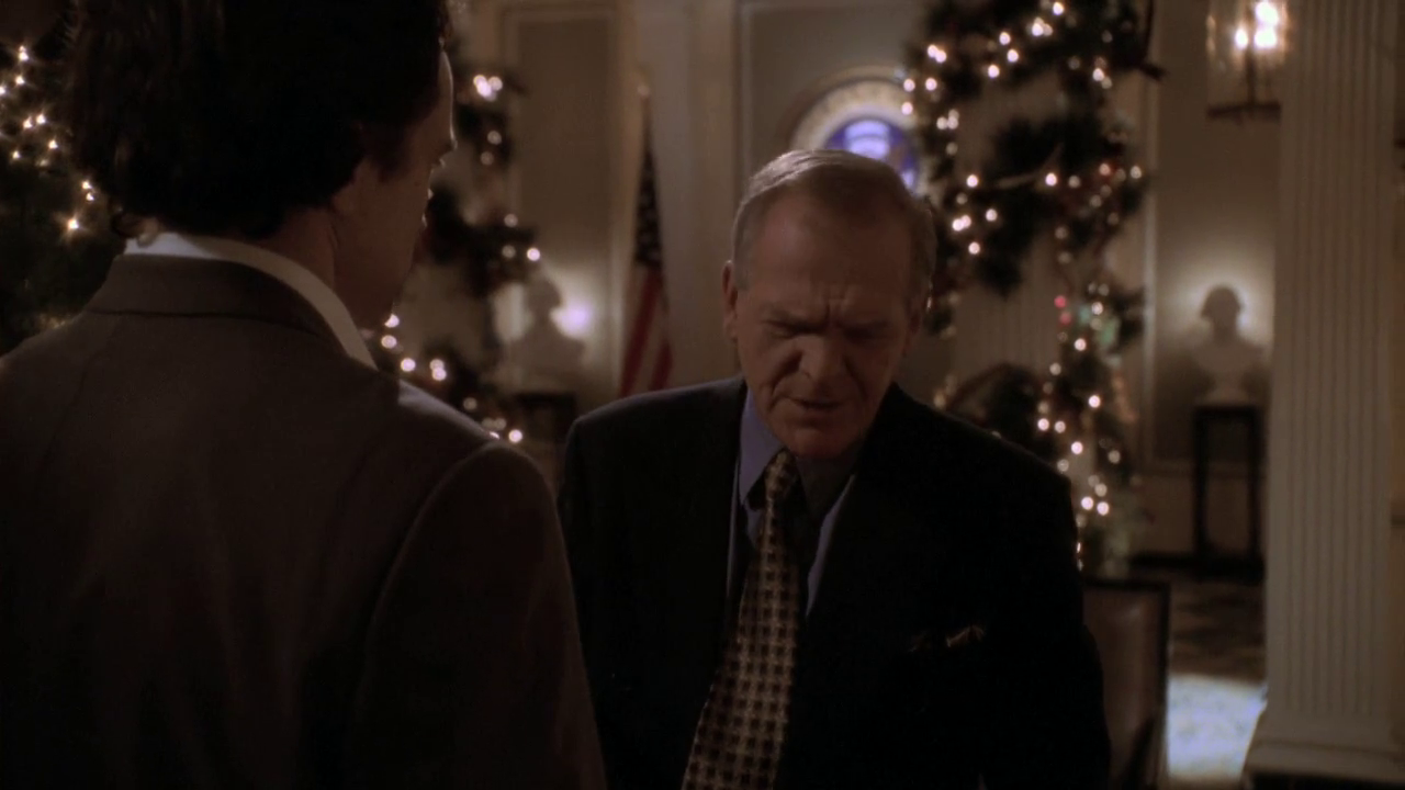vlcsnap-2012-12-27-22h00m29s226.png