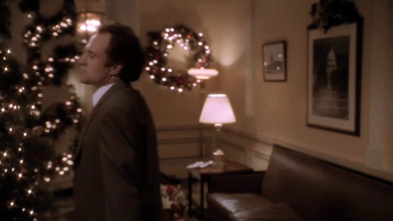 vlcsnap-2012-12-27-22h01m07s92.png