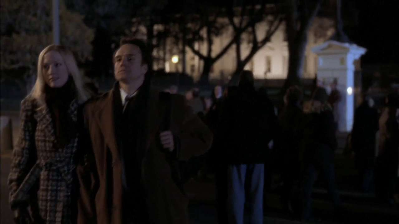 vlcsnap-2012-12-27-22h03m00s204.png