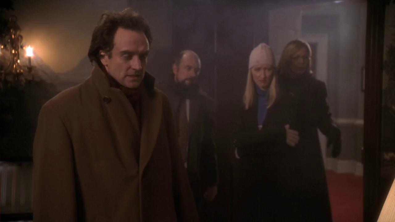 vlcsnap-2012-12-28-01h35m08s254.png