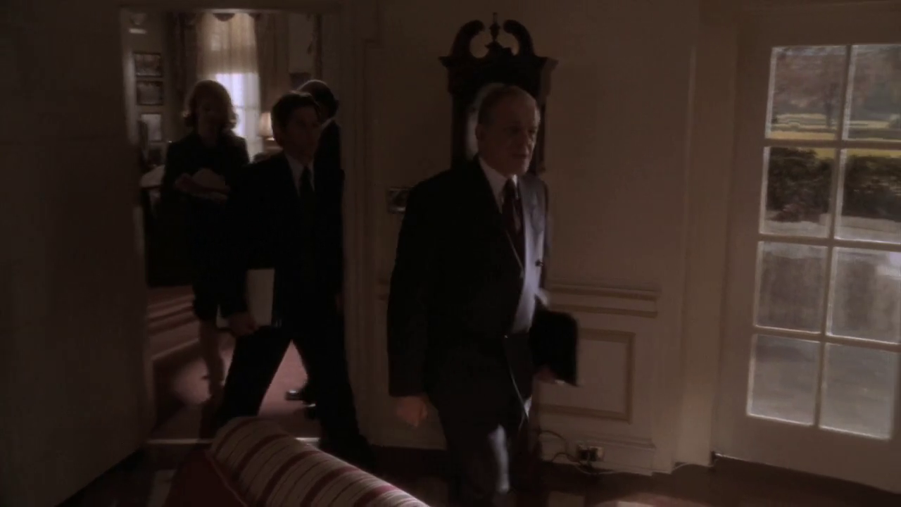vlcsnap-2012-12-28-01h36m58s75.png