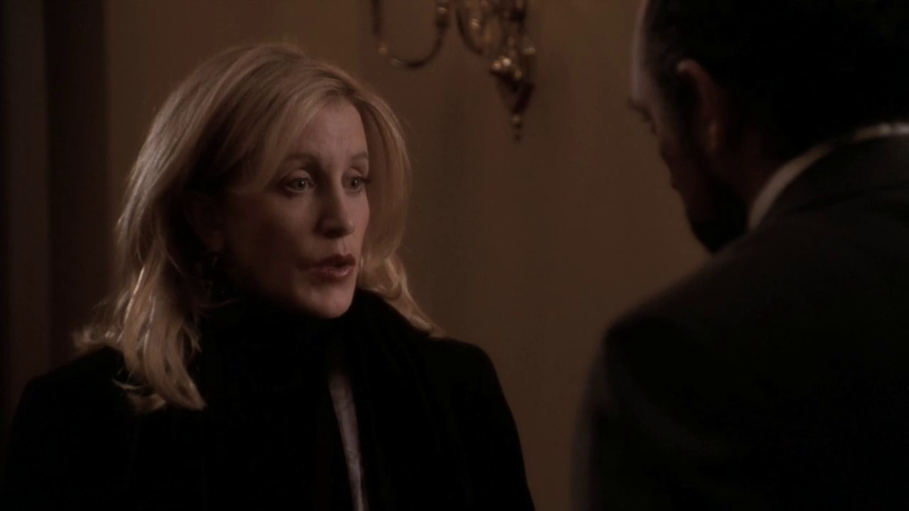 vlcsnap-2012-12-28-01h42m48s241.png