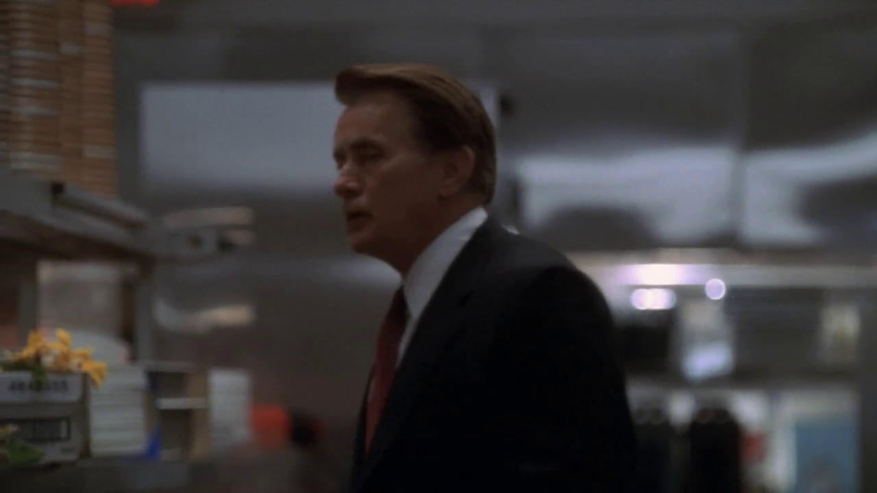 vlcsnap-2012-12-28-14h03m09s41.png