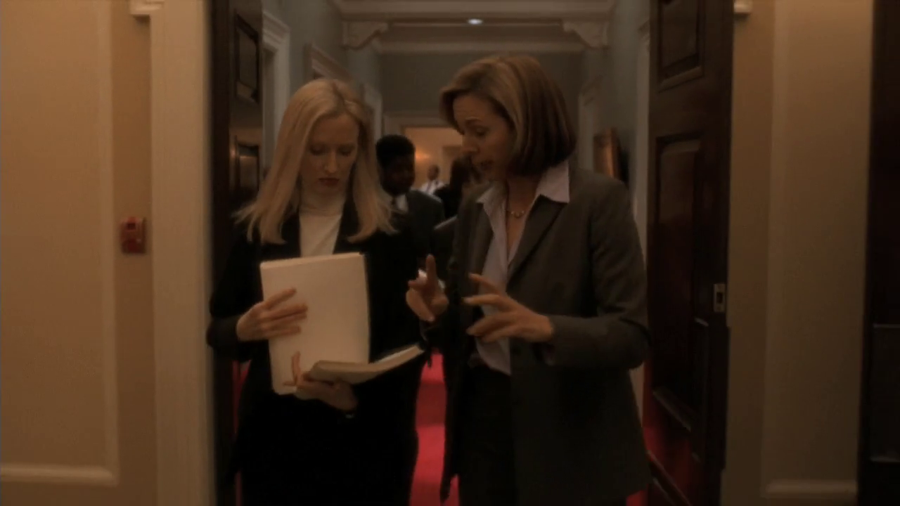 vlcsnap-2012-12-28-23h05m27s45.png