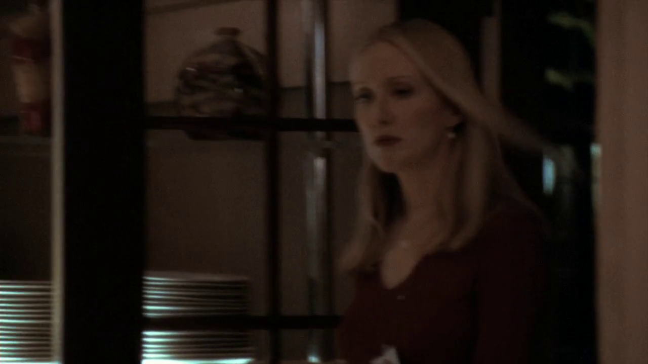 vlcsnap-2012-12-31-00h18m07s119.png