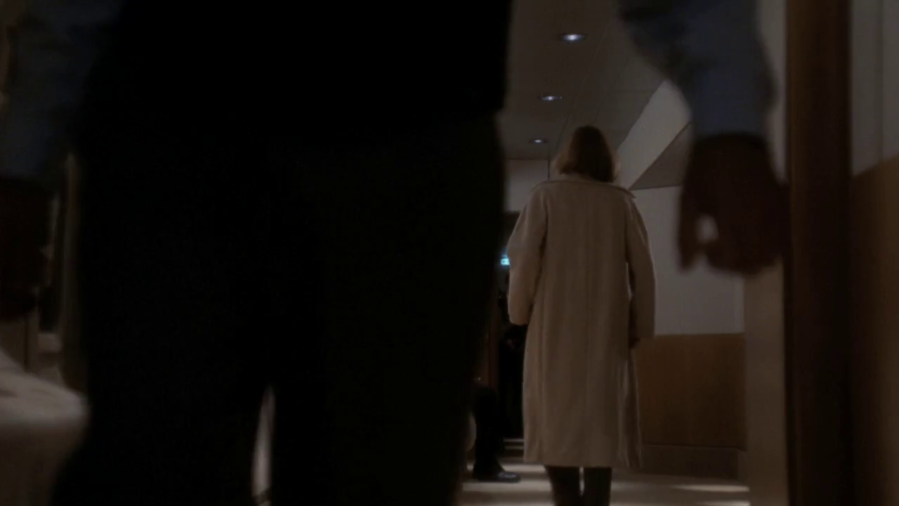 vlcsnap-2012-12-31-00h29m50s240.png