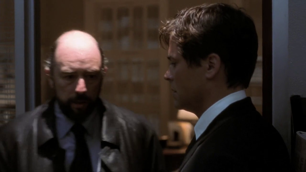 vlcsnap-2012-12-31-00h33m21s46.png