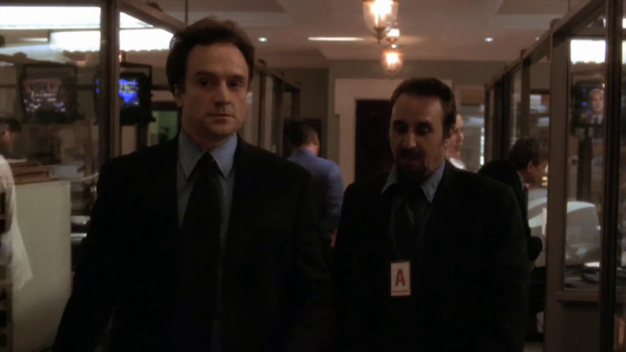 vlcsnap-2012-12-31-02h07m01s182.png