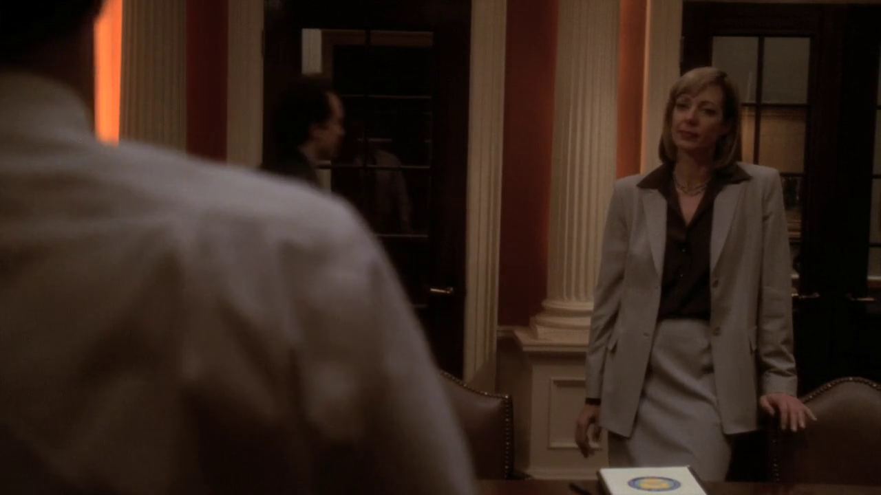 vlcsnap-2013-01-03-00h39m47s69.png