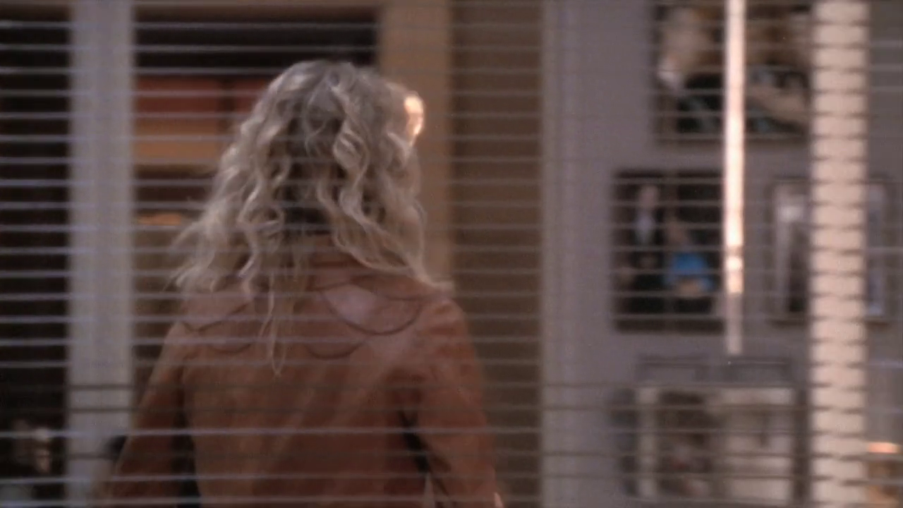 vlcsnap-2013-01-04-23h54m04s29.png