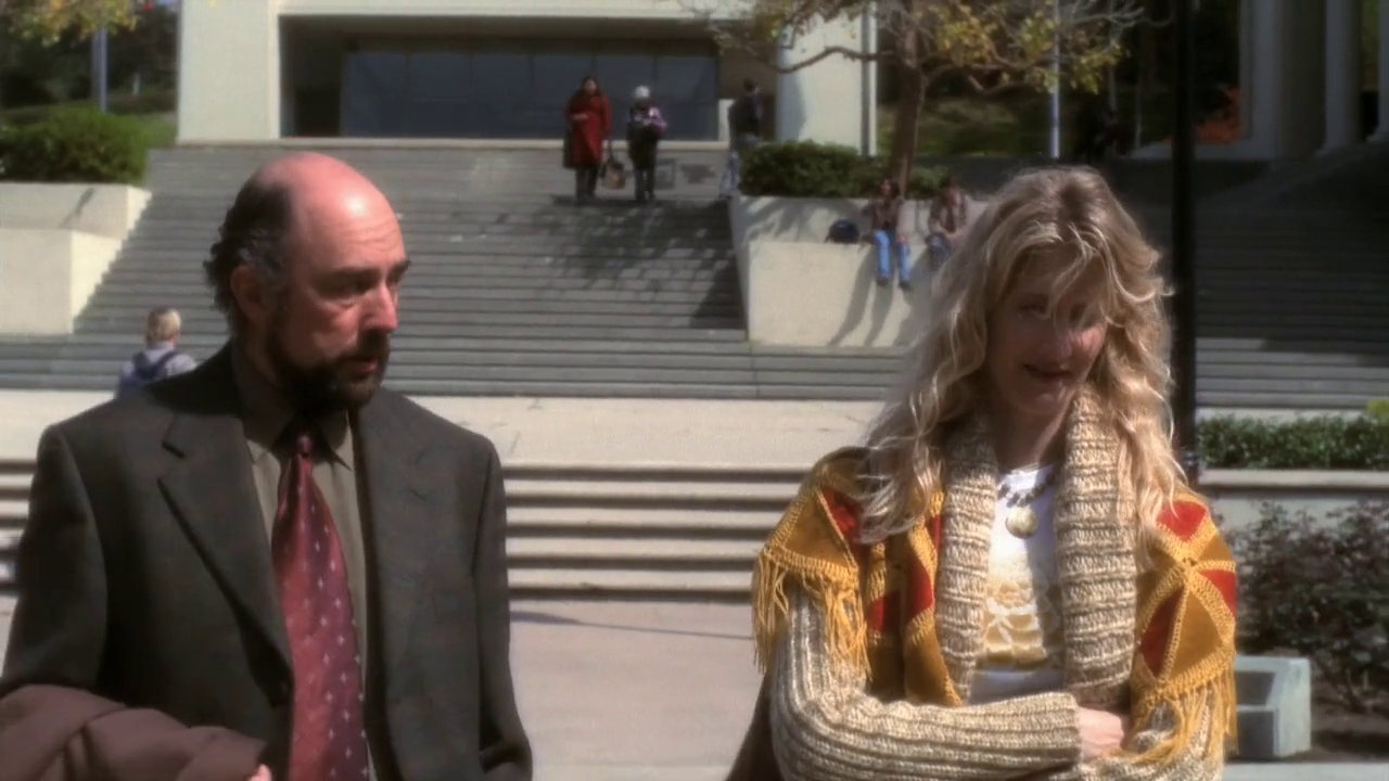vlcsnap-2013-01-05-00h09m27s41.png