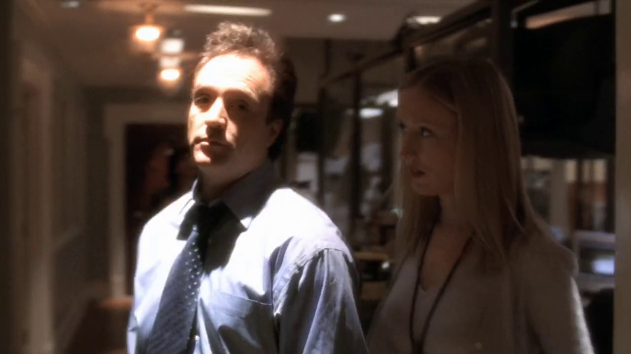 vlcsnap-2013-01-05-00h37m31s245.png