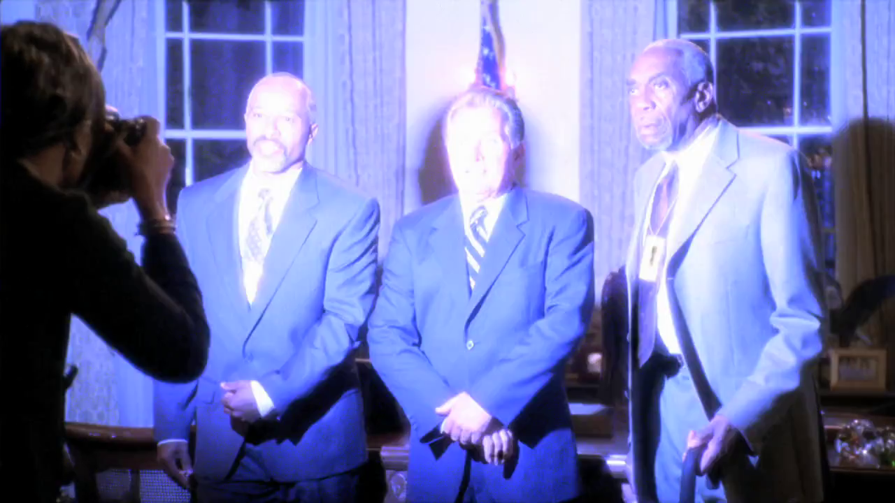 vlcsnap-2013-01-05-16h22m24s126.png