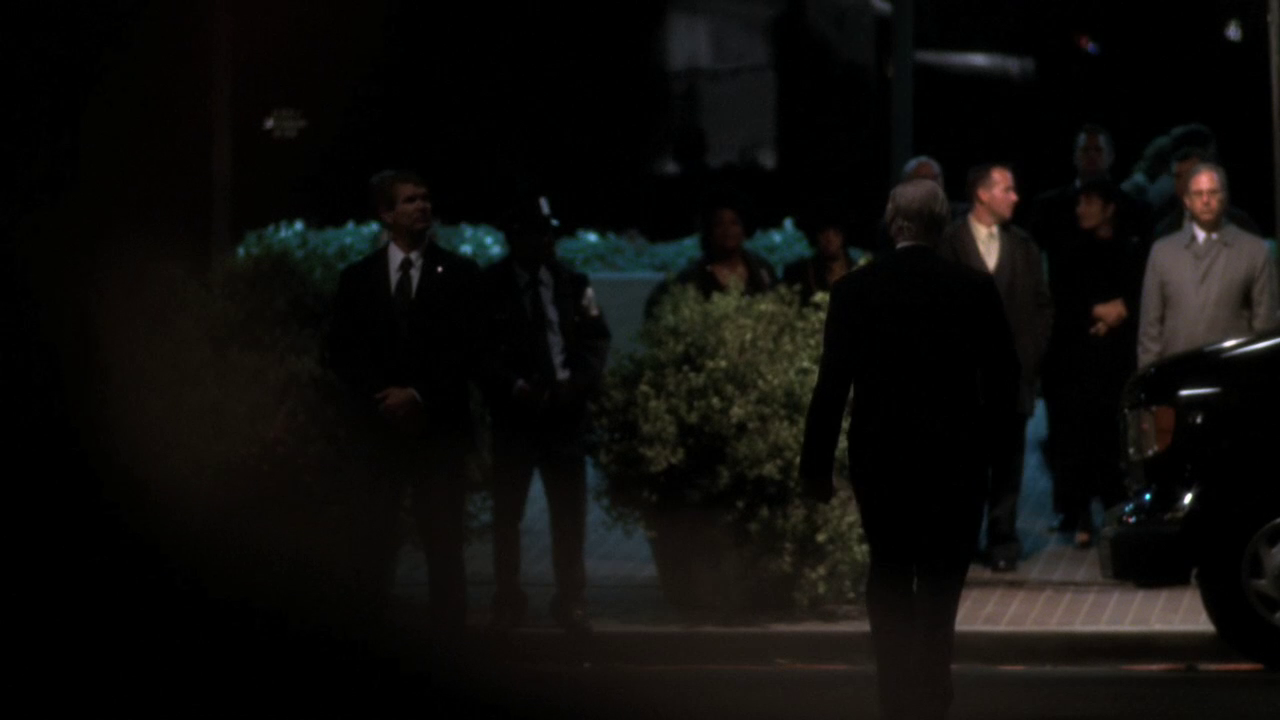 vlcsnap-2013-01-08-16h25m41s49.png