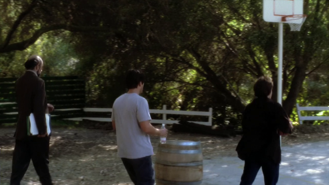 vlcsnap-2013-01-08-16h45m05s174.png