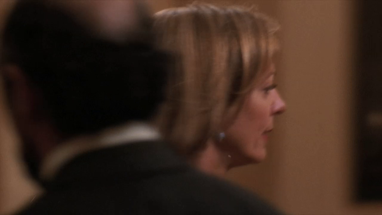 vlcsnap-2013-01-08-17h48m24s23.png