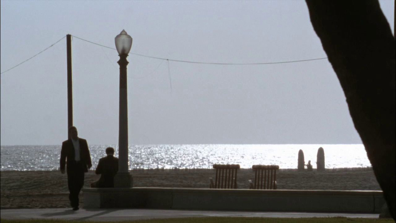 vlcsnap-2013-01-08-17h53m08s40.png