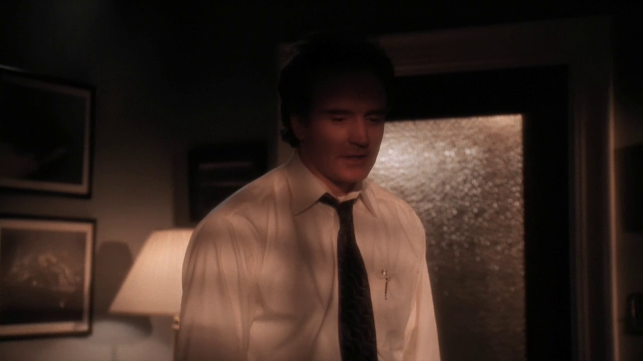 vlcsnap-2013-01-08-23h10m54s233.png