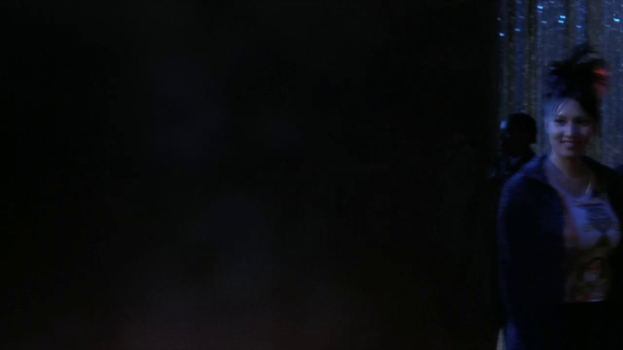 vlcsnap-2013-01-12-00h07m19s37.png