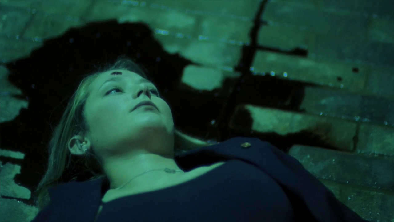 vlcsnap-2013-01-12-00h18m07s124.png