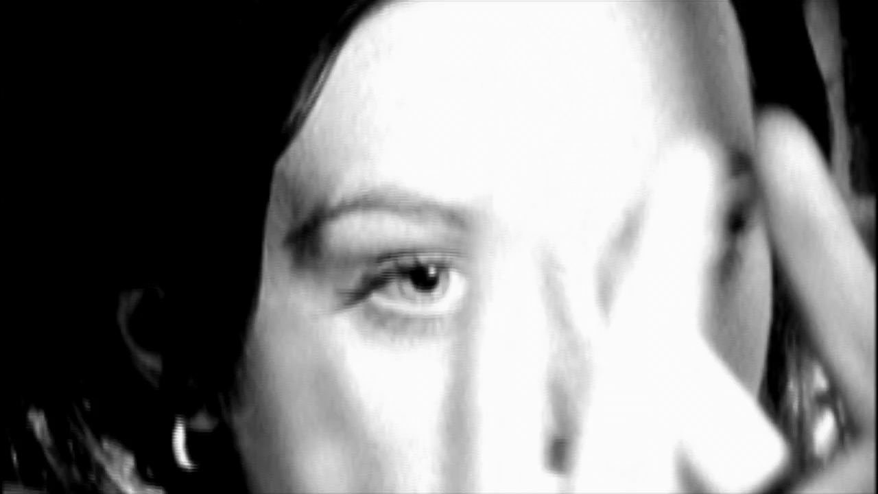 vlcsnap-2013-01-12-00h24m16s217.png