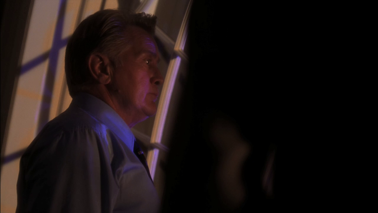 vlcsnap-2013-01-12-23h16m56s23.png