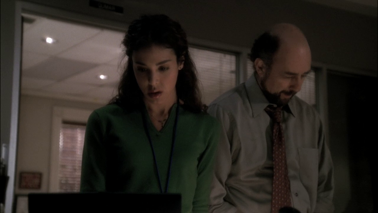 vlcsnap-2013-01-14-00h07m00s102.png