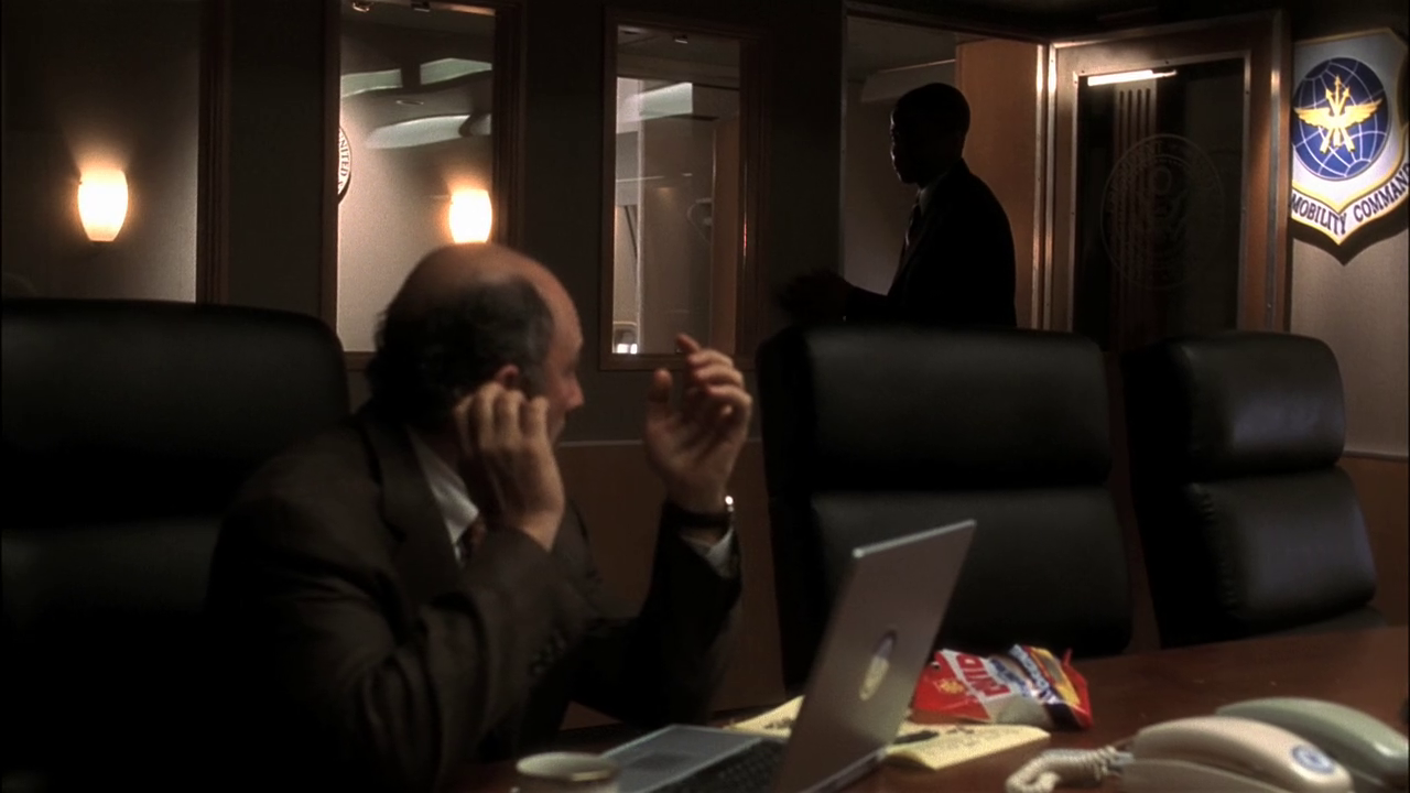 vlcsnap-2013-01-03-18h24m08s211.png
