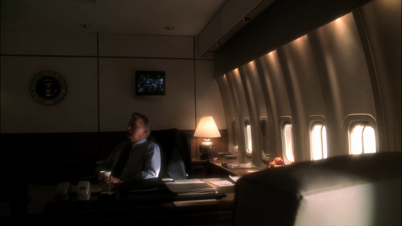 vlcsnap-2013-01-03-18h43m33s82.png