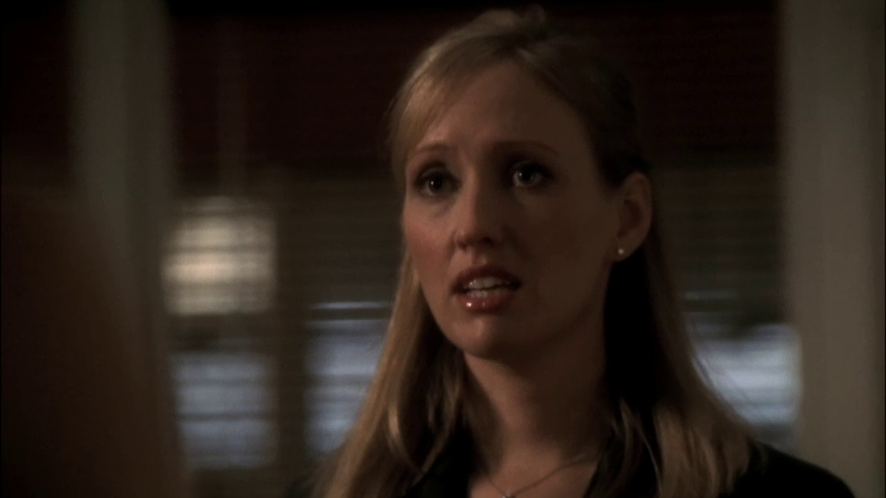 vlcsnap-2013-01-01-03h04m41s221.png