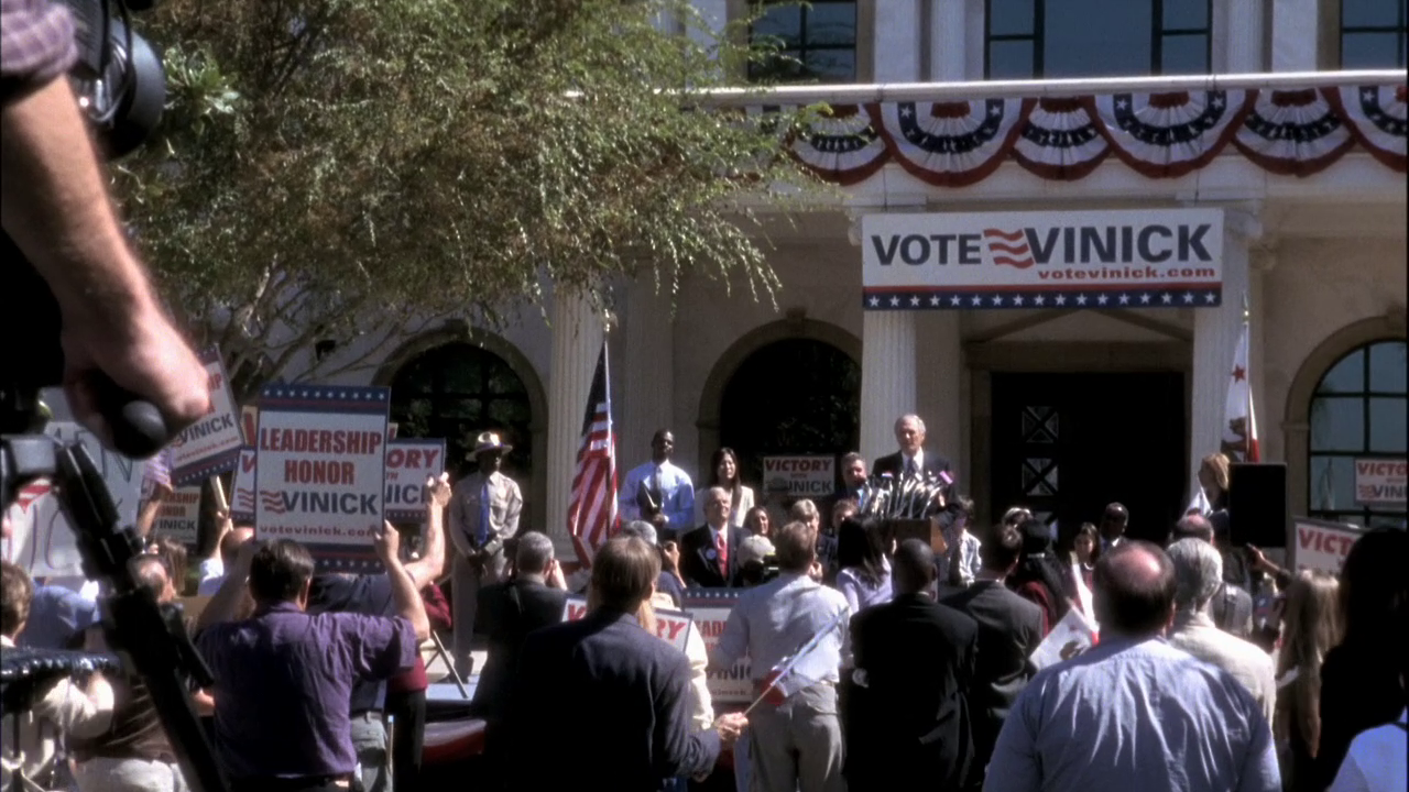 vlcsnap-2013-01-16-18h40m03s30.png