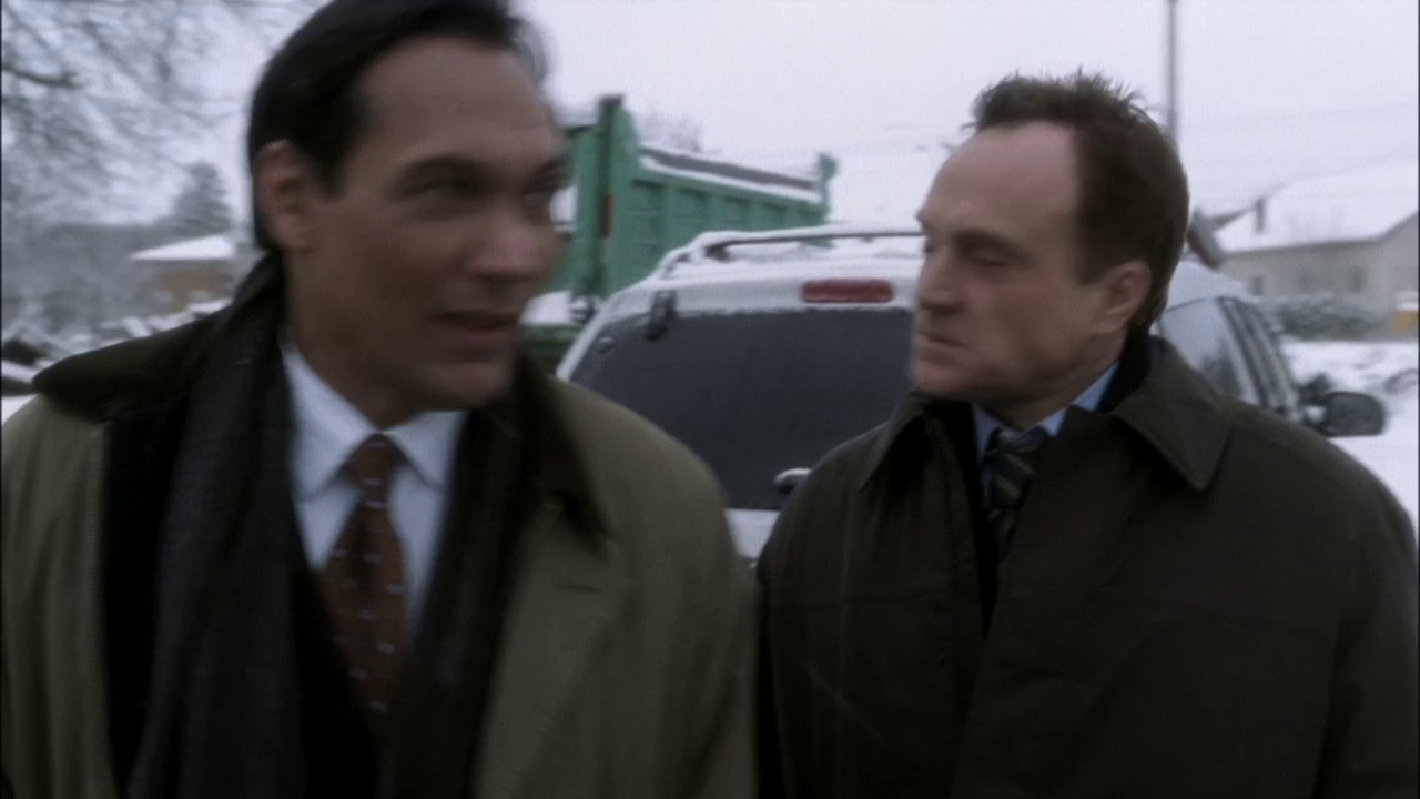 vlcsnap-2013-01-16-23h09m38s245.png