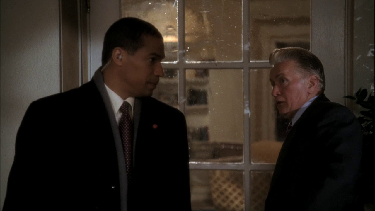 vlcsnap-2013-01-17-18h15m03s131.png