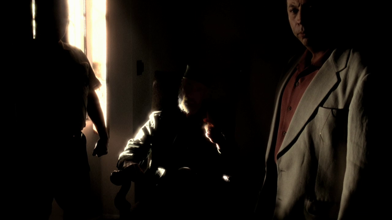 vlcsnap-2013-01-17-22h22m30s123.png