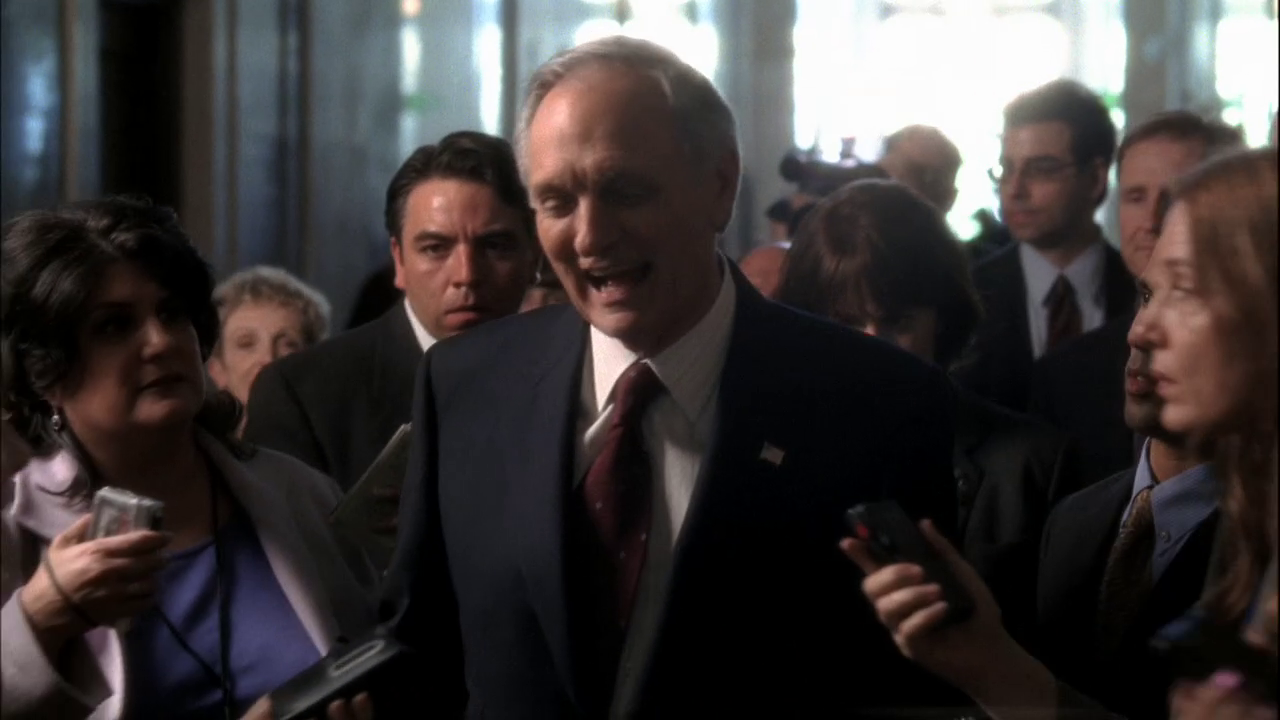 vlcsnap-2013-01-18-00h00m15s147.png