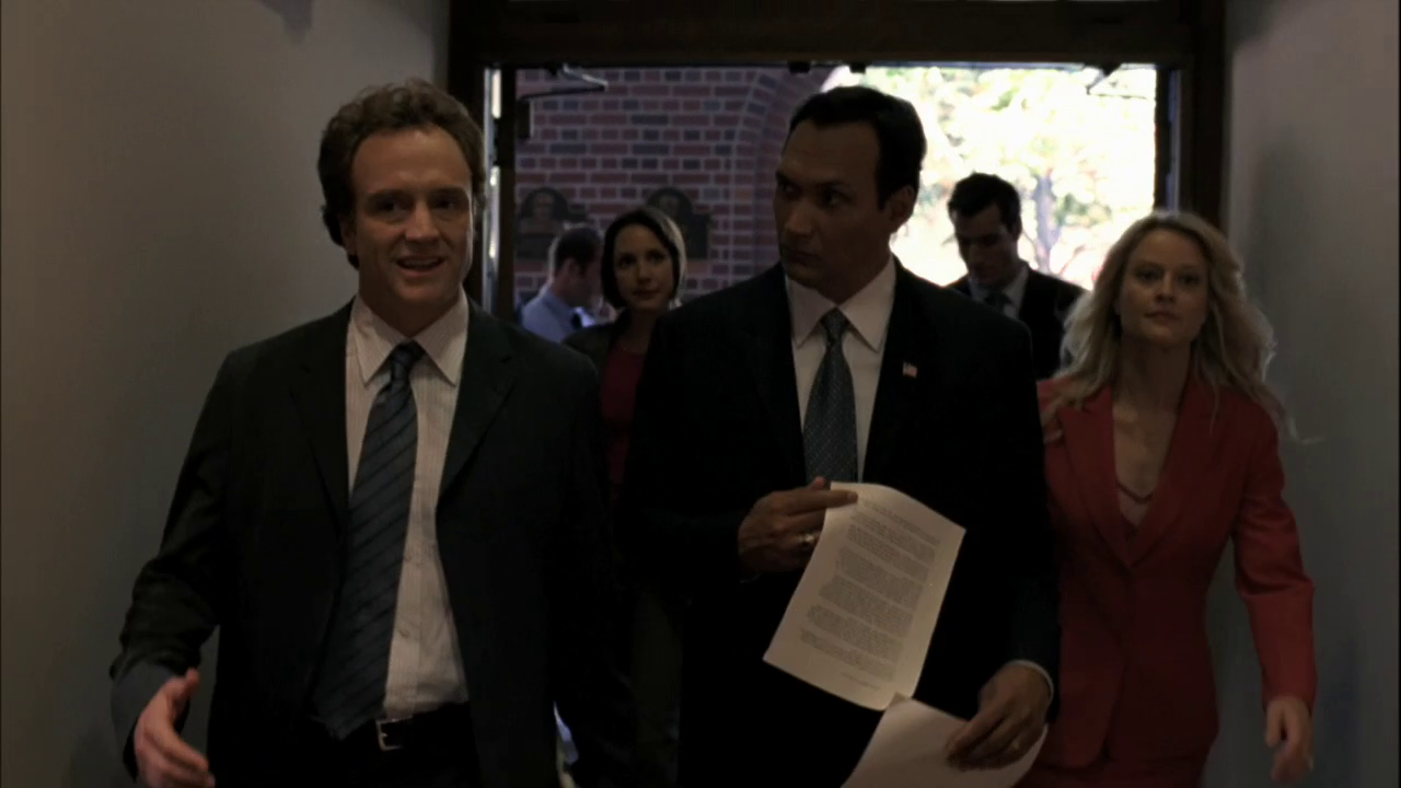 vlcsnap-2013-01-04-16h28m01s175.png