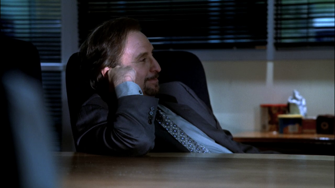 vlcsnap-2013-01-15-02h06m53s103.png