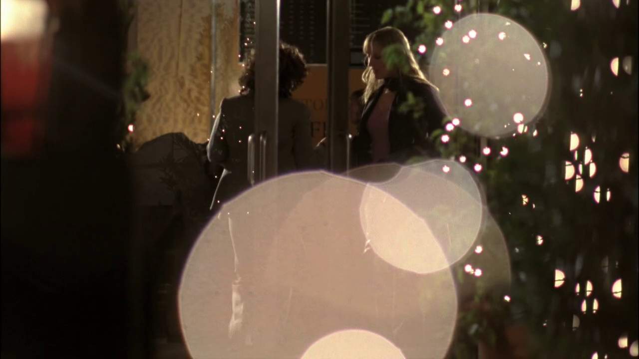 vlcsnap-2012-12-30-21h15m05s123.png