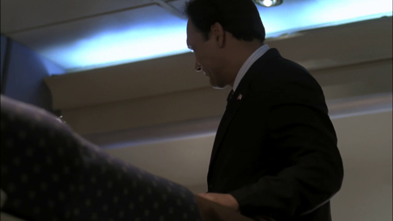 vlcsnap-2013-01-04-18h32m01s74.png