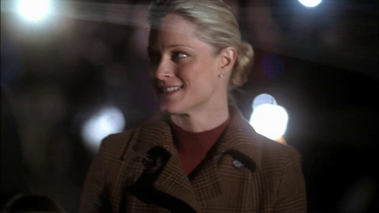vlcsnap-2013-01-04-18h47m48s70.png